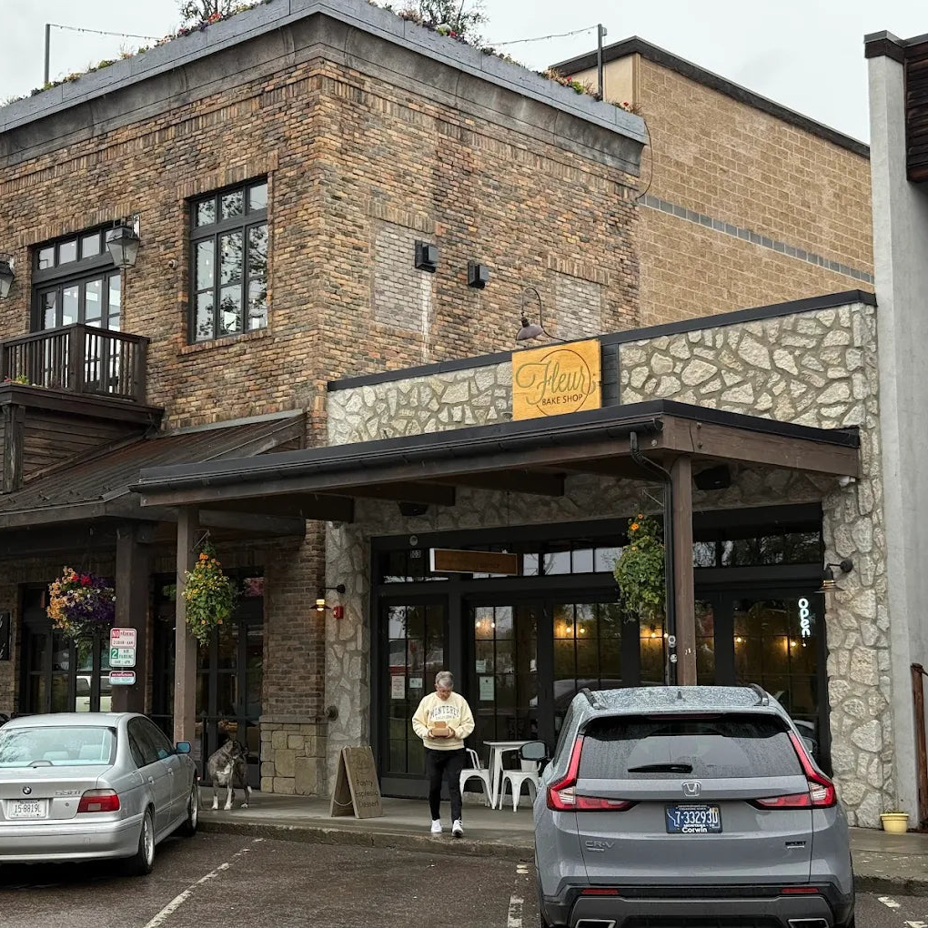 Fleur Bake Shop